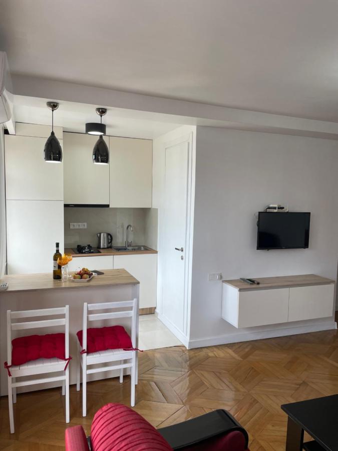 Apartment 2 Minutes From The Sea 巴统 外观 照片