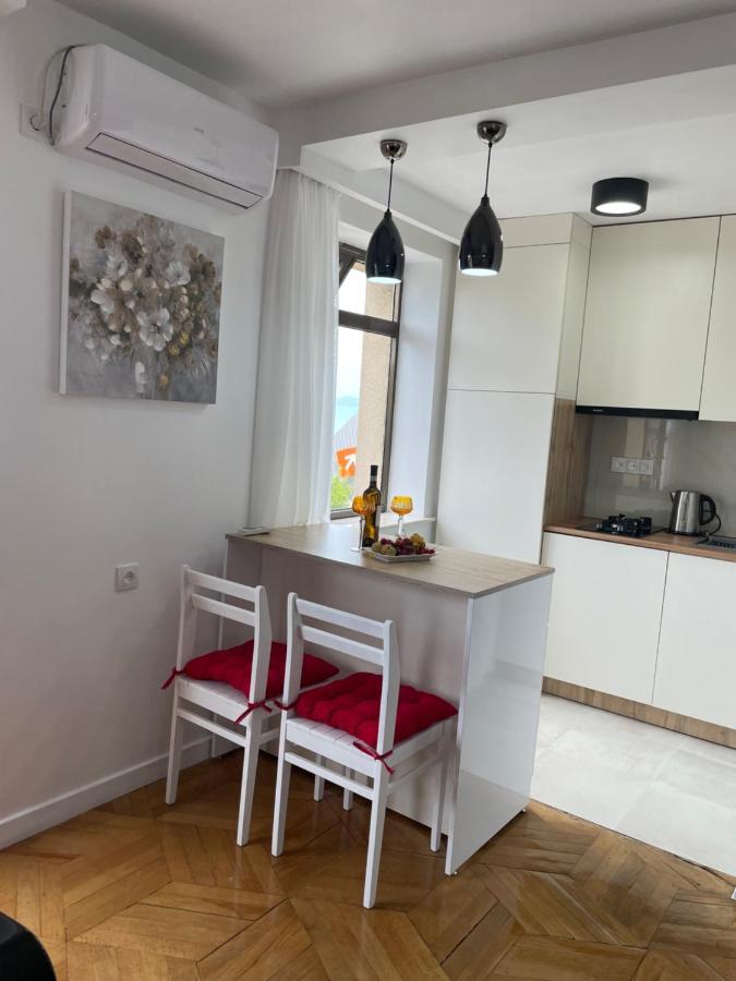 Apartment 2 Minutes From The Sea 巴统 外观 照片