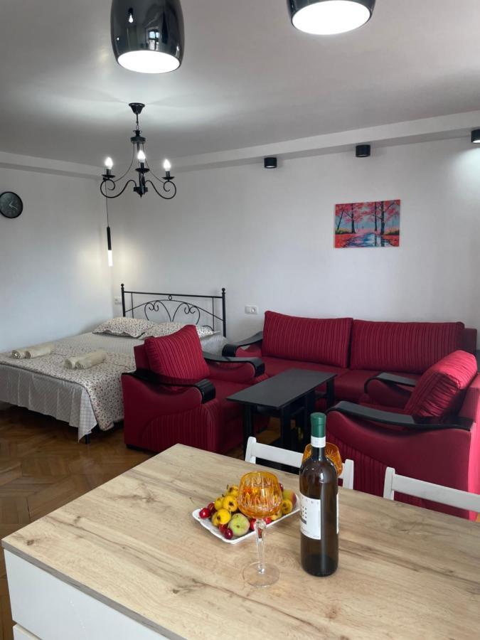 Apartment 2 Minutes From The Sea 巴统 外观 照片